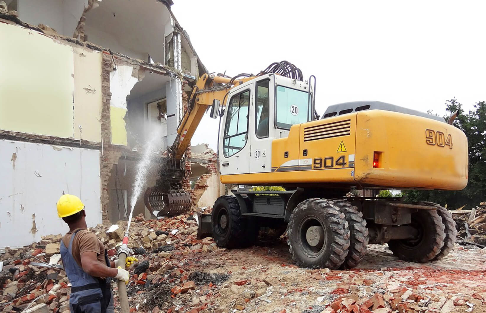 Anuncian demolición de edificios en Mayagüez