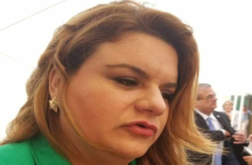 Jenniffer González pide a quien tenga información de delito que coopere con las autoridades