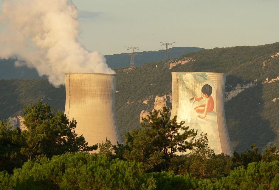 Proponen investigar viabilidad de energía nuclear en la Isla