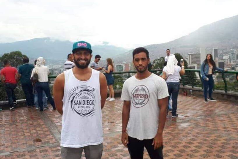 Jóvenes boricuas crean bloqueador solar con ingredientes naturales