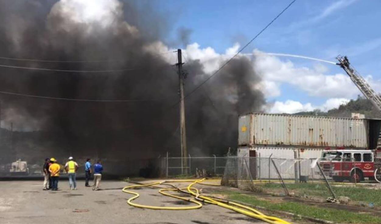 Posible mano criminal en fuego recicladora de gomas que no tenía permisos