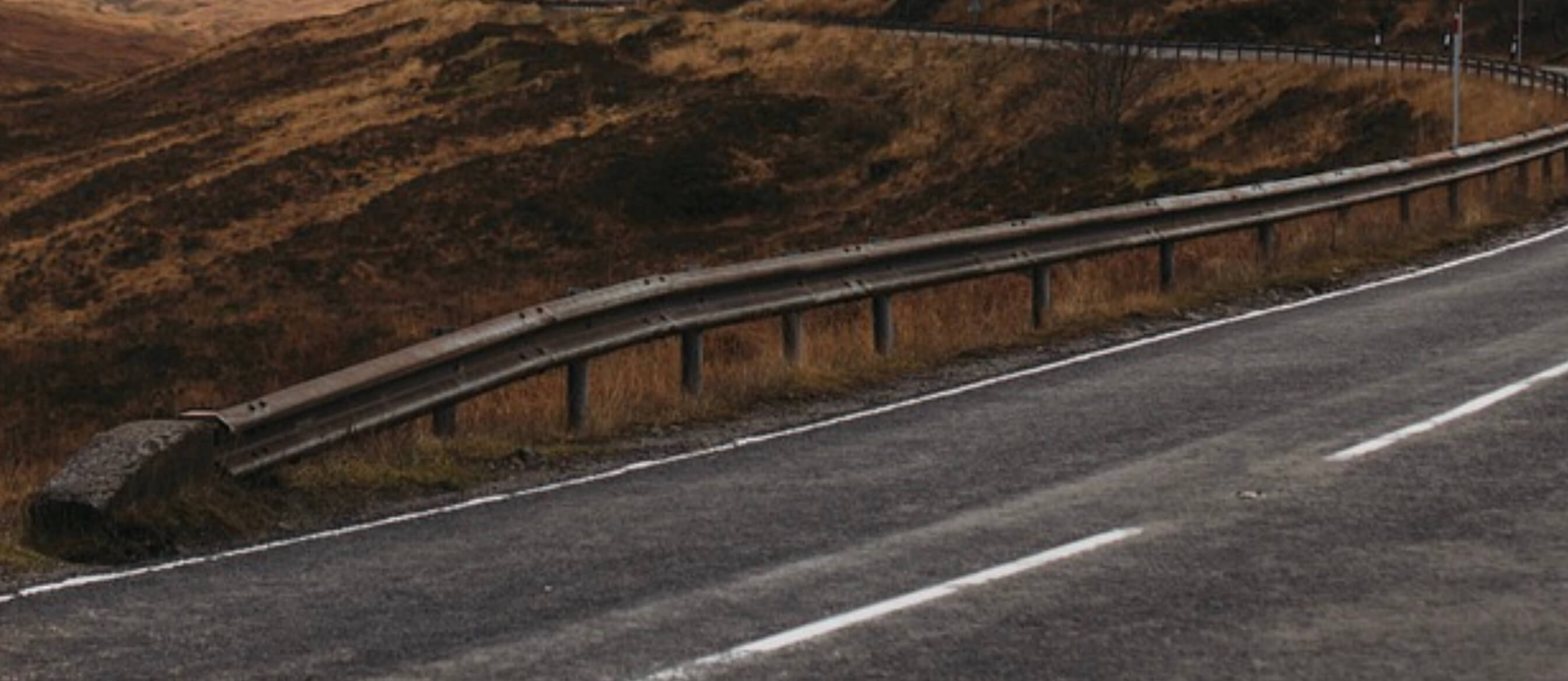 Se roban 70 metros de vallas de la carretera