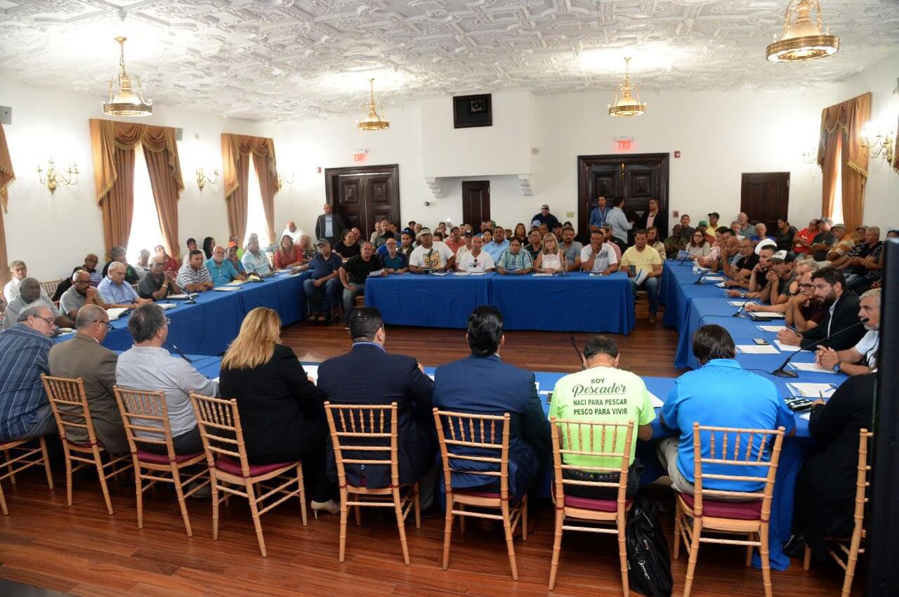 Discuten asignaciones federales en cumbre de pescadores