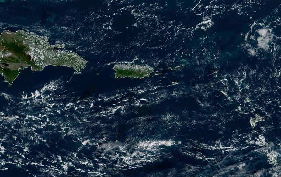 Onda Tropical débil ocasionará algunas lluvias hoy