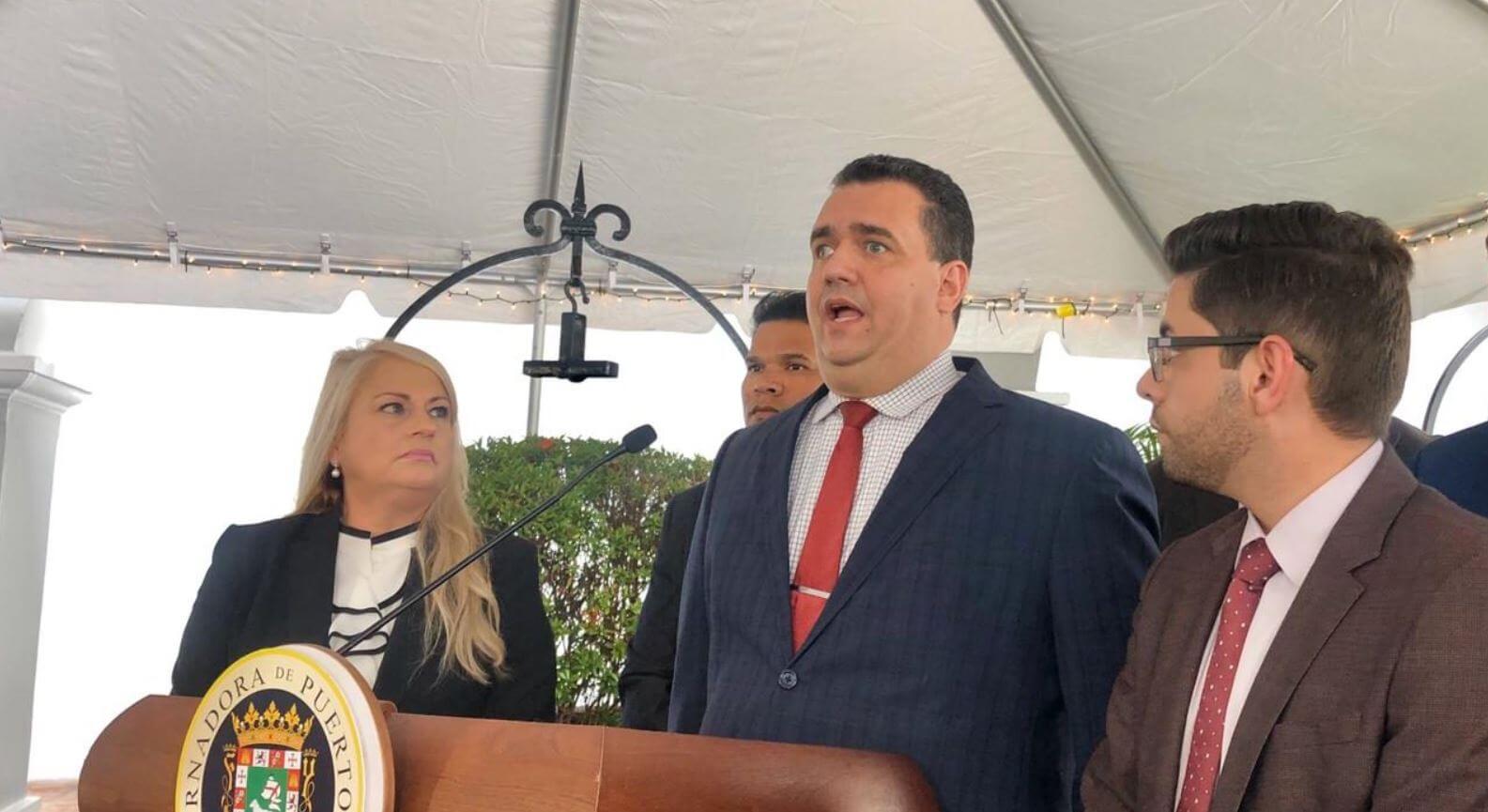 Gobernadora anuncia descuentos para el pago de multas de tránsito