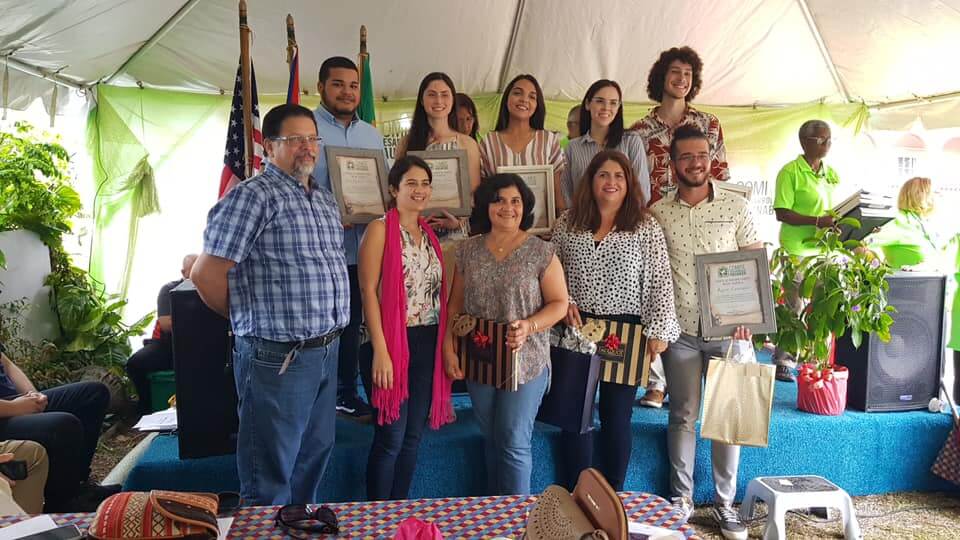 Estudiantes de UPR Bayamón son reconocidos por sus logros en investigación y trabajo voluntario