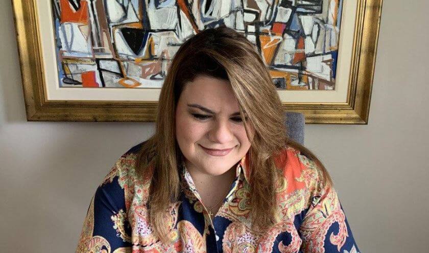 Jenniffer González anuncia .3 millones