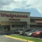 Arrestan hombre por robar en farmacia Walgreens