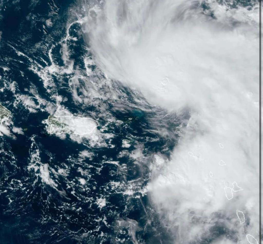 Aumentan a 21 los municipios bajo alertas de inundaciones