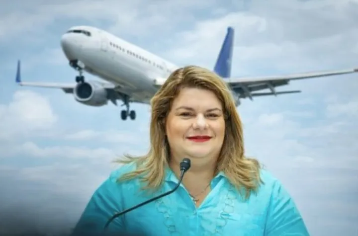 Gobernadora sale de viaje