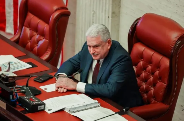 Senado emite informe negativo a proyecto sobre estructuras en La Parguera