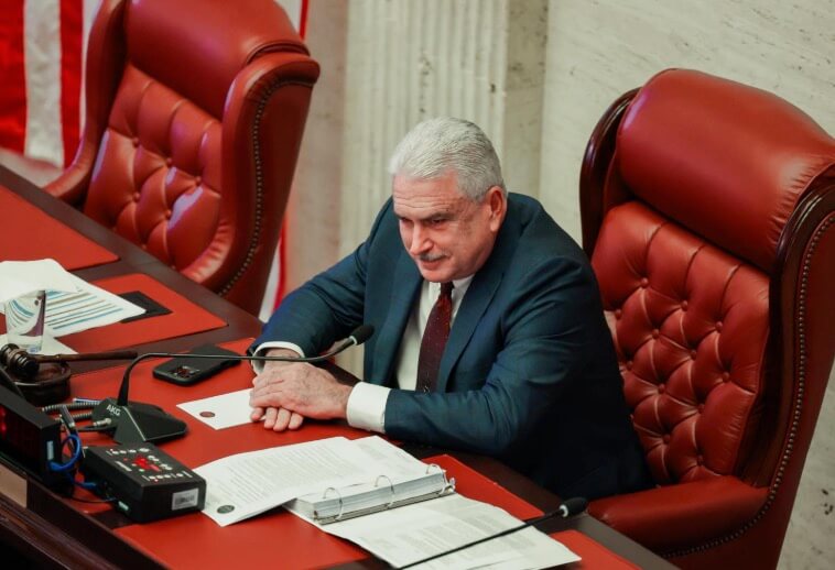 Senado emite informe negativo a proyecto sobre estructuras en La Parguera