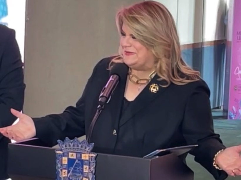 Gobernadora rechaza daño político por controversia sobre secretaria de la Vivienda