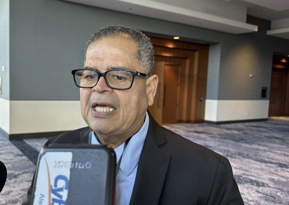 Asociación de Maestros rechaza sustitución de docentes por personal especializado