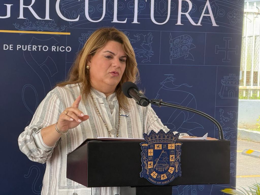 Gobernadora y su esposo intentaron hacer un donativo para la defensa de Don Miguel