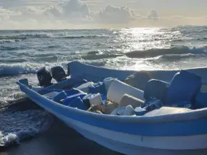 Guardia Costera devuelve 21 migrantes a República Dominicana